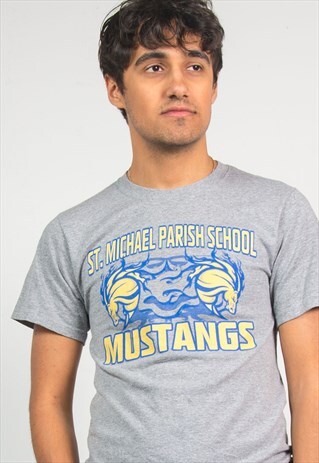 VINTAGE USA HIGH SCHOOL T-SHIRT