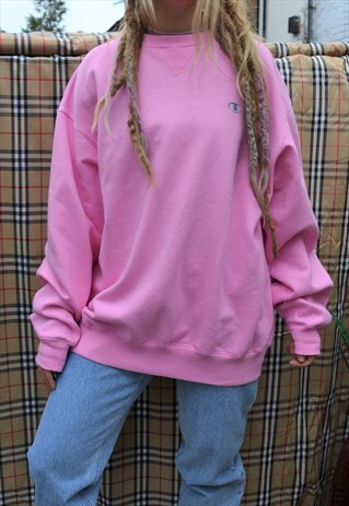 CHAMPION BABY PINK OVERSIZED SWEATSHIRT