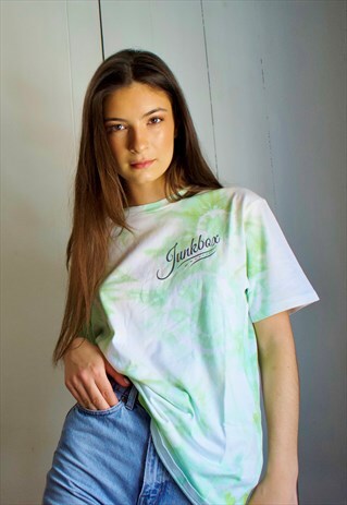 TIE DYE ORGANIC AUTHENTIC LOGO TSHIRT IN GREEN & SAND