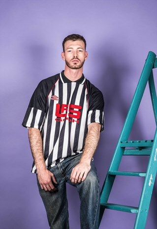 VINTAGE 1990S BLACK AND WHITE STRIPED UMBRO FOOTBALL SHIRT
