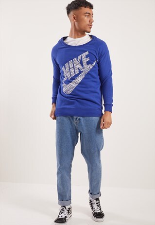 VINTAGE NIKE SWEATSHIRT