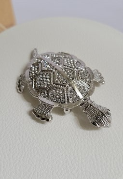 Rhinestone Silver Turtle Brooch in Silver Color