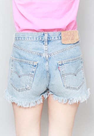 VINTAGE LEVI'S 1980'S DENIM LIGHT WASH BLUE LEVIS SHORTS