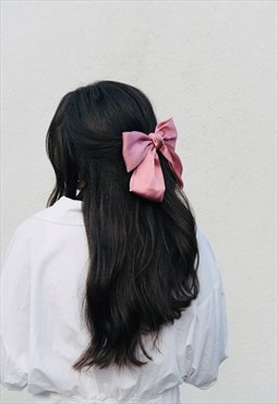 Baby pink, satin hair bow