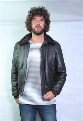 LEATHER BOMBER FLYING JACKET.