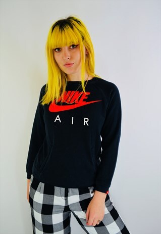 VINTAGE NIKE AIR BLACK SWOOSH SWEATSHIRT