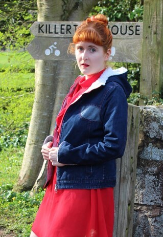 VINTAGE 90S DARK BLUE HOODED FAUX FUR LINED DENIM JACKET