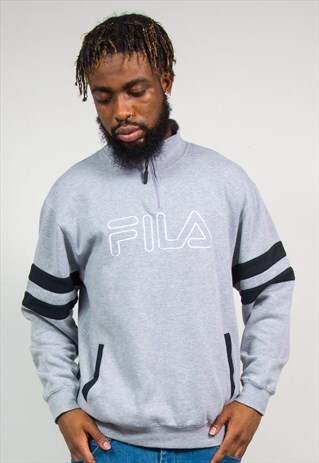 90'S FILA GREY QUARTER ZIP SPELL OUT SWEATSHIRT