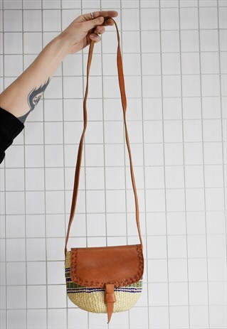 VINTAGE 90S WOVEN RAFFIA AND LEATHER FESTIVAL CROSS BODY BAG