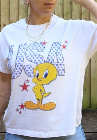 VINTAGE 1996 LOONEY TUNES USA PRINTED T SHIRT IN WHITE