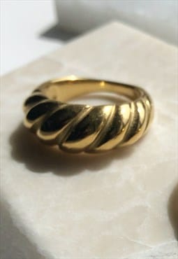 Chunky Croissant Ring Gold Plated