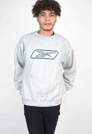VINTAGE 90'S REEBOK SWEATSHIRT