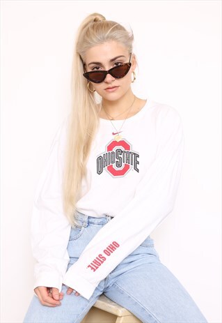 VINTAGE 90S NIKE WHITE TOP T-SHIRT