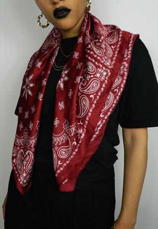 MAROON PAISLEY PRINT BIG SCARF