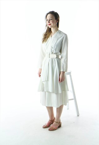 LONG SLEEVE DRESS / CREAM MIDI DRESS