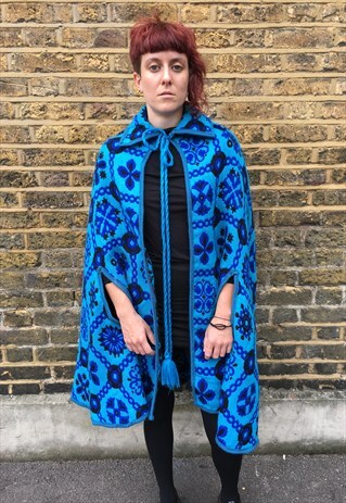 1960'S RVERSIBLE CAPE