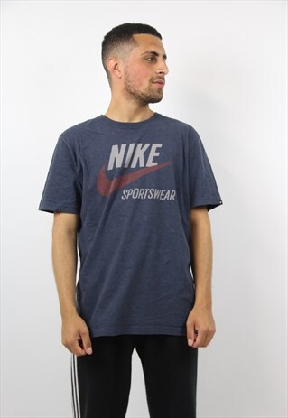 VINTAGE NIKE SPORTS T-SHIRT