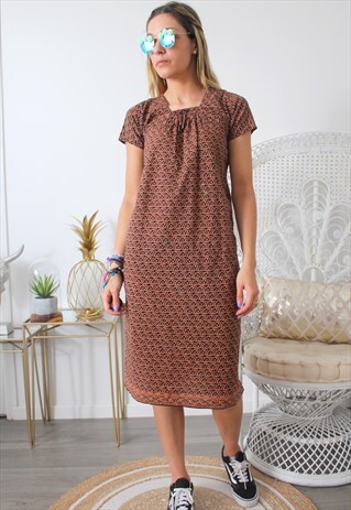 VINTAGE DRESS
