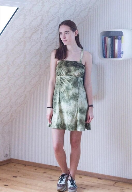 garment image