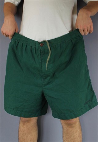 VINTAGE ADIDAS SHORTS IN GREEN WITH POCKETS, EMBROIDERED LOG