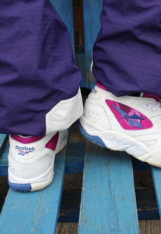 VINTAGE 90S REEBOK WHITE AND PINK TRAINERS
