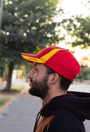 VINTAGE 90'S DHL CAP IN RED AND YELLOW