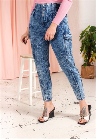 VINTAGE 90S MOM JEANS IN ACID WASH BLUE