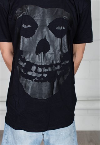MISFITS BLACK ON BLACK UNISEX T-SHIRT