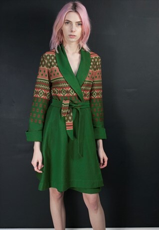 GREEN PATTERNED ROBE