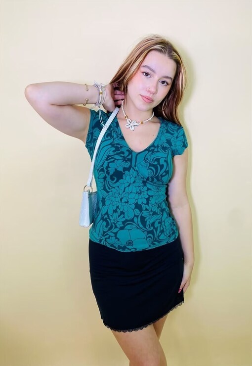 garment image