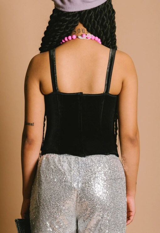 garment image