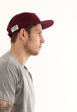 BURGUNDY POLKA DOT CAP