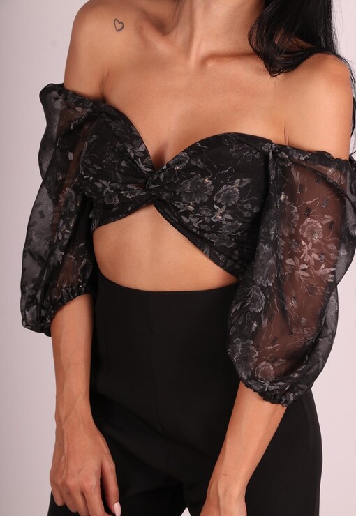 garment image