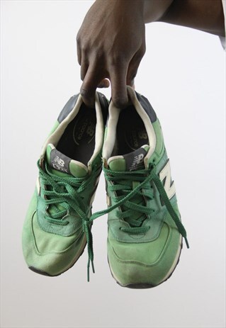 VINTAGE NEW BALANCE GREEN SUEDE TRAINERS