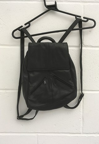 VINTAGE 90'S LEATHER SMALL RUCKSACK