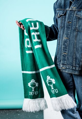 VINTAGE IRELAND FOOTBALL SCARF IN GREEN