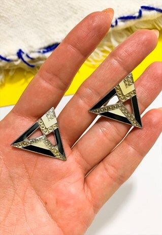 80'S ART DECO TRIANGLE STUDS