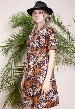 INTAGE DRESS WITH AN ABSTRACT FLORAL PATTERN, FROM THE 70S