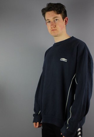 VINTAGE UMBRO SWEATSHIRT IN NAVY WITH EMBROIDERY