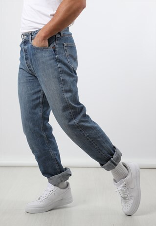 VINTAGE LEVI 501 DENIM JEANS