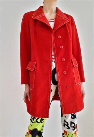 70S RED COAT WITH WHITE SEAMS