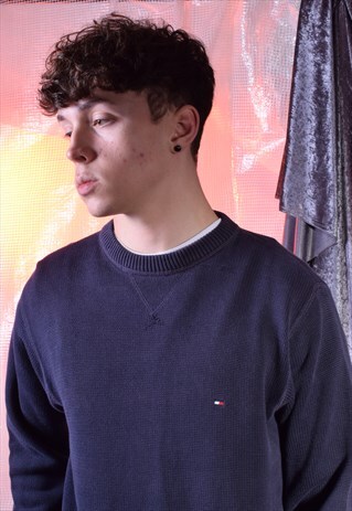 VINTAGE TOMMY HILFIGER NAVY KNITTED JUMPER