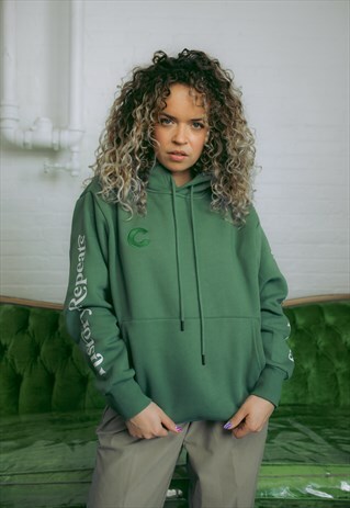 THE ESSENTIAL HOOD