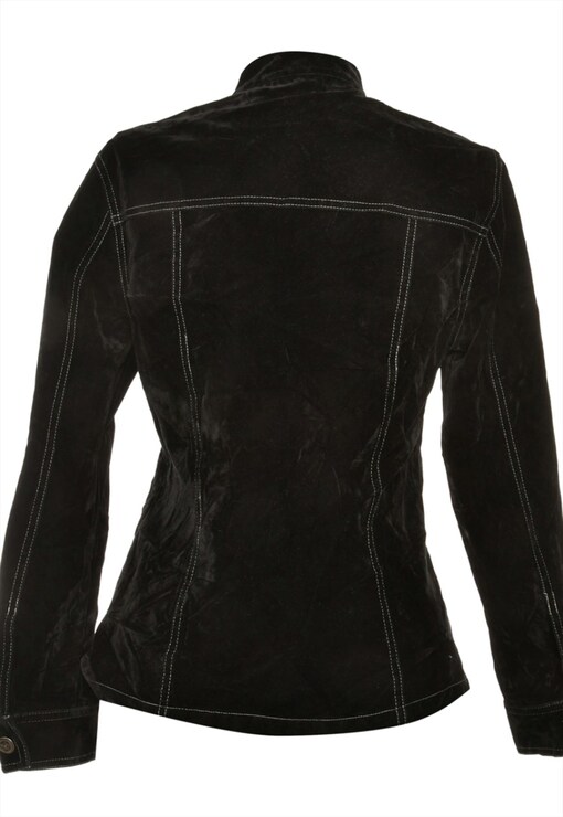 garment image