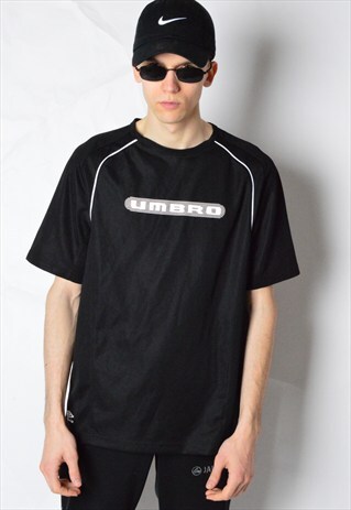 VINTAGE 90S BLACK UMBRO SPORTS T-SHIRT