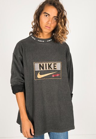 VINTAGE 90S NIKE SWEATSHIRT/ R312