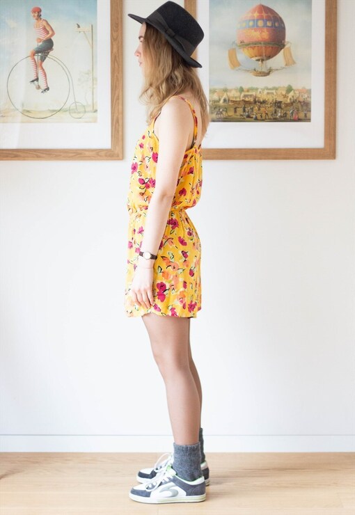 garment image