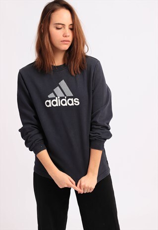 VINTAGE ADIDAS SWEATSHIRT