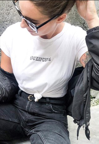 WHITE STAY CUTE SLOGAN BASIC TEE