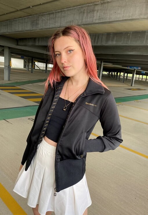 garment image